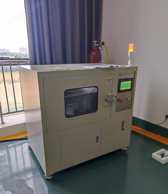 電池燃燒拋射試驗機.jpg